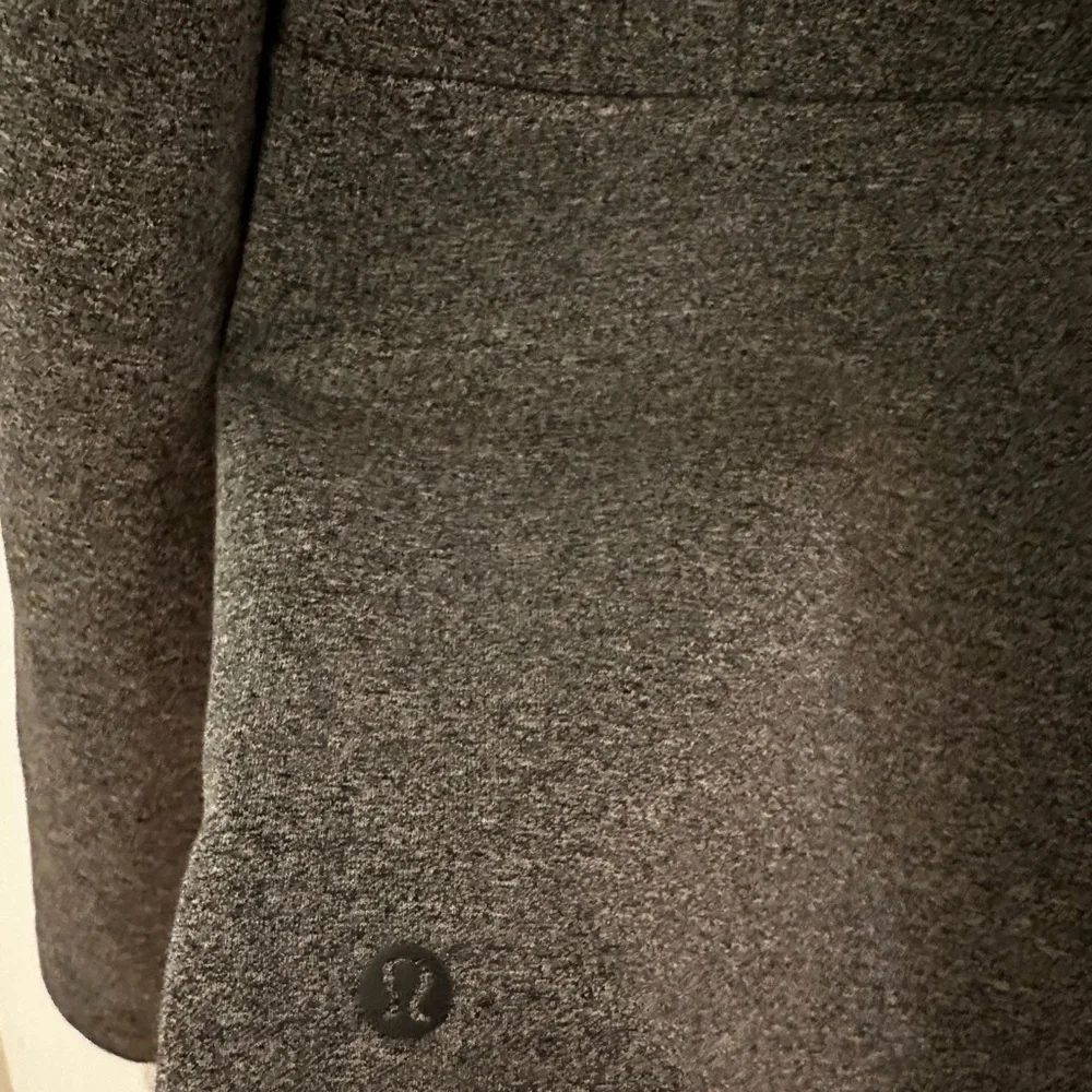Lululemon Zip Sweater Size Medium - Picture 4 of 4
